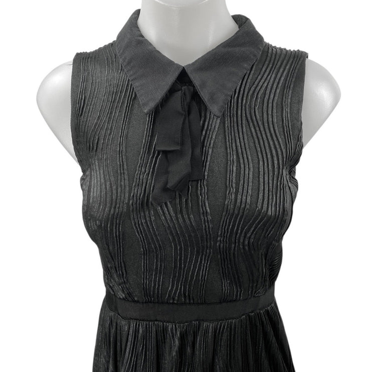 Hunter Bell Black Sleeveless Plisse Pleated Collared Bow Maxi Sheath Dress Sz 0