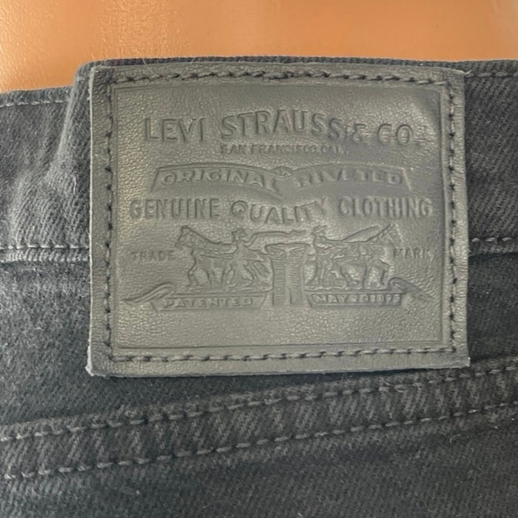 Levi's Wedgie Straight Women's Black High Rise Relaxed Ankle Denim Jeans Size 28