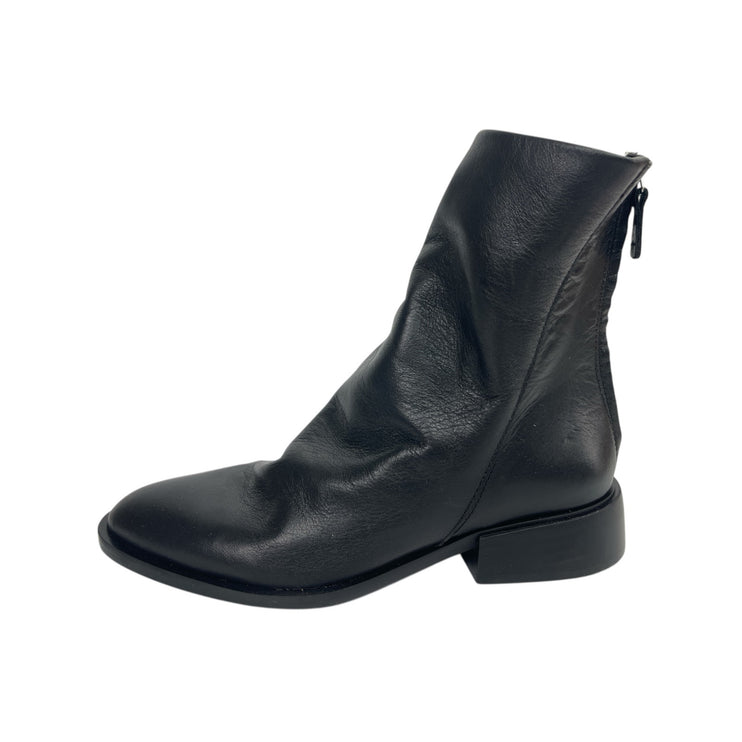 NWOB Steve Madden Nexie Women's Black Leather Pointed Toe Zip Ankle Boots Size 8